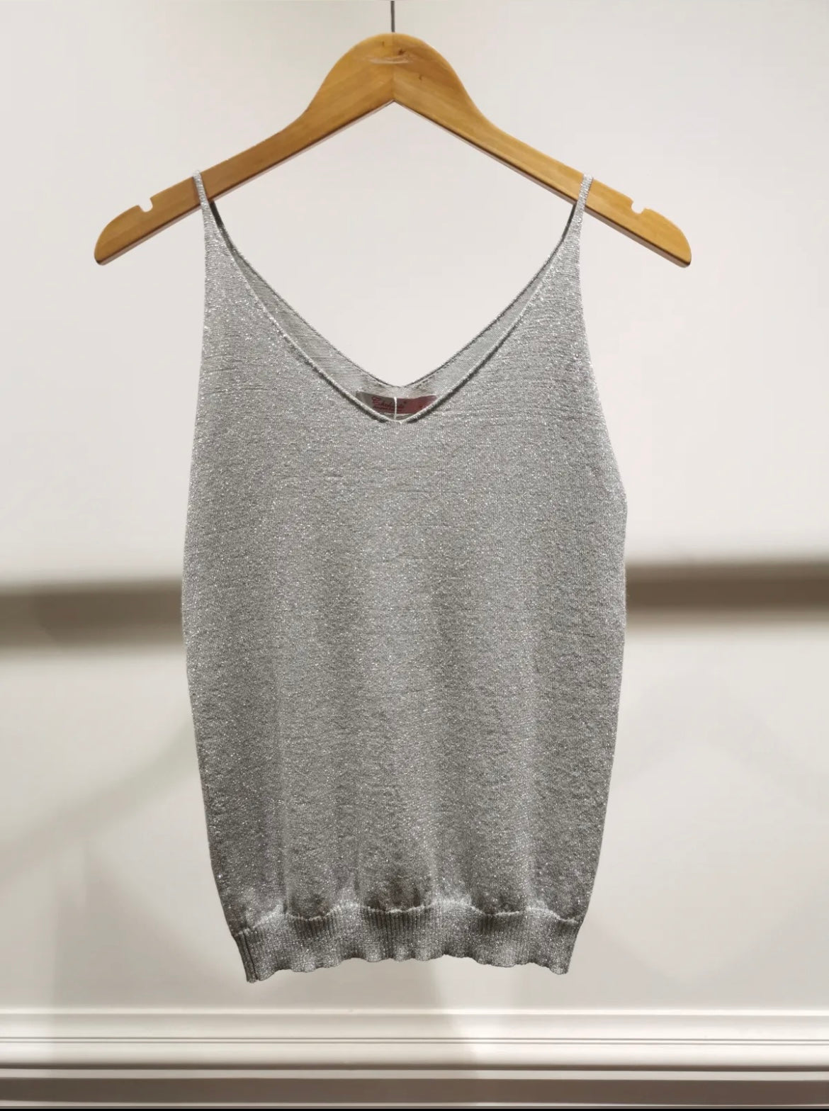 Choklate grey top